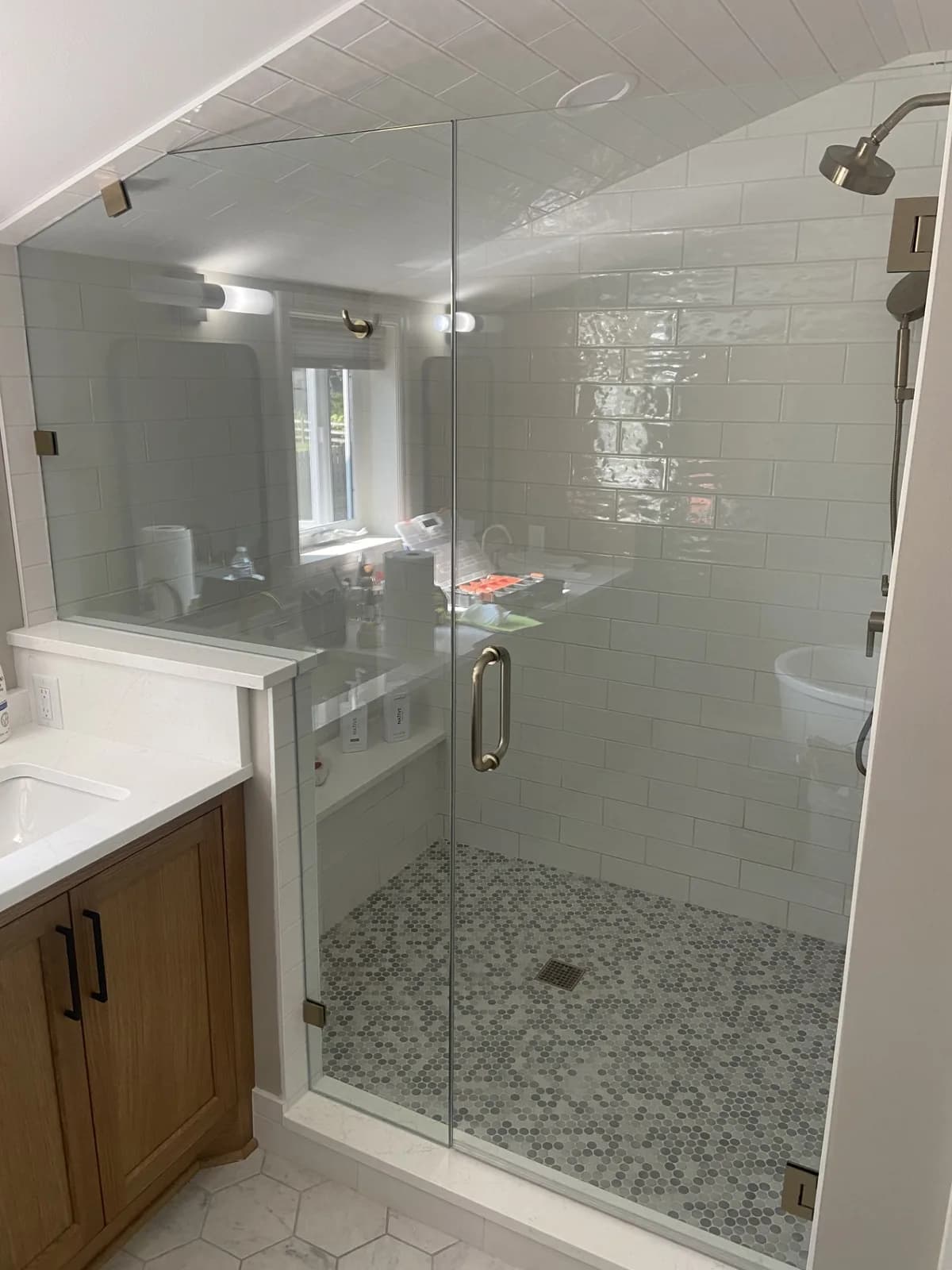 DOOR AND NOTCHED PANEL ENCLOSURE